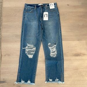 Straight high rise jeans, brand new super cute